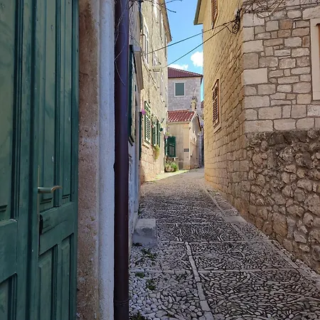 아파트 Apartman Postira