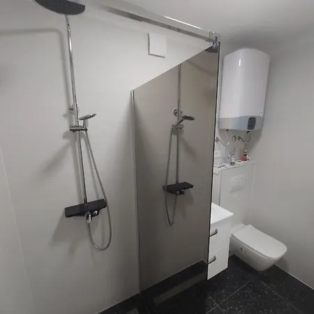Apartment Adi