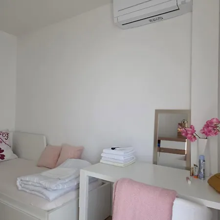Adi Apartment *