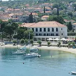 Apartman Postira Appartement *