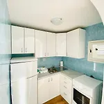 Apartman Postira * Postira